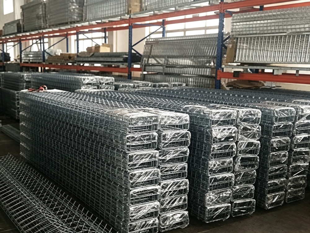 Wire Mesh Cable Tray Manufacturing in China.jpg